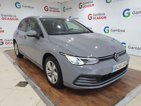 Foto impresión del anuncio Volkswagen Golf Life 2.0 TDI 110kW (150CV) DSG de Ocasión en Madrid