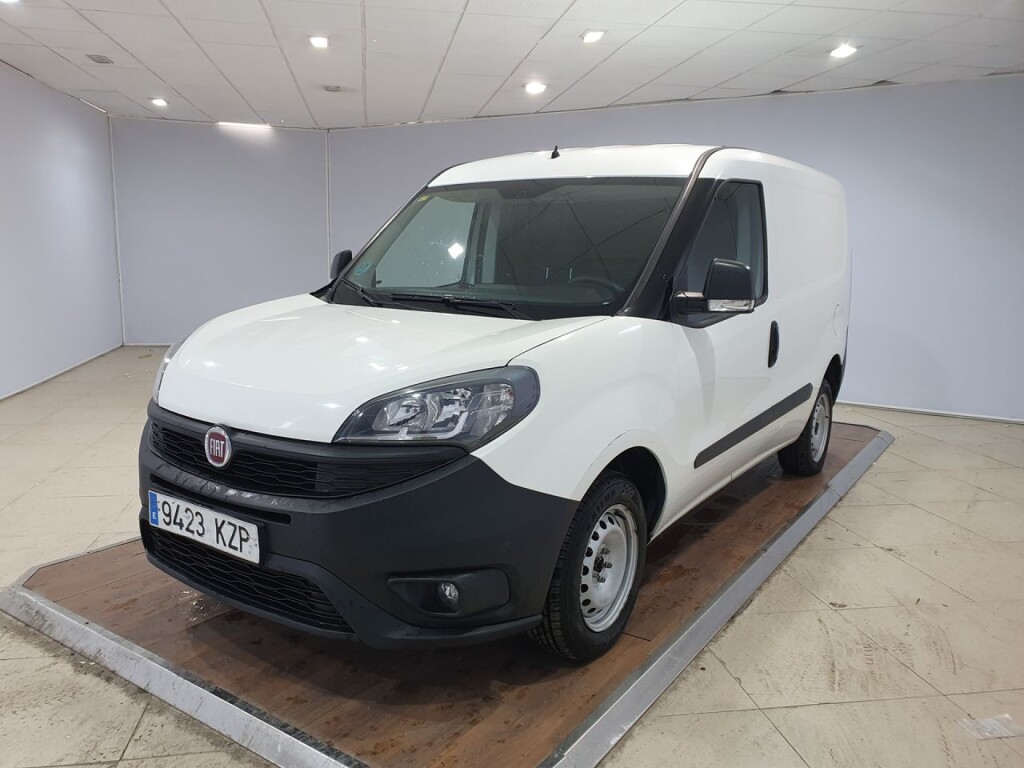Foto impresión del anuncio Fiat Doblo Cargo 1.3 Mtjet 95 de Ocasión en Madrid