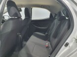 Foto 8 del anuncio Toyota Yaris 1.5 120H Active Tech de Ocasión en Madrid