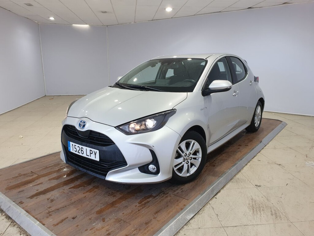 Foto impresión del anuncio Toyota Yaris 1.5 120H Active Tech de Ocasión en Madrid
