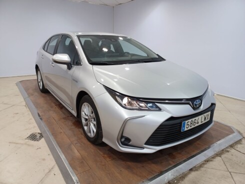 Foto impresión del anuncio Toyota Corolla 1.8 125H ACTIVE TECH E-CVT SEDAN de Ocasión en Madrid