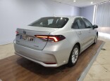 Foto 4 del anuncio Toyota Corolla 1.8 125H ACTIVE TECH E-CVT SEDAN de Ocasión en Madrid