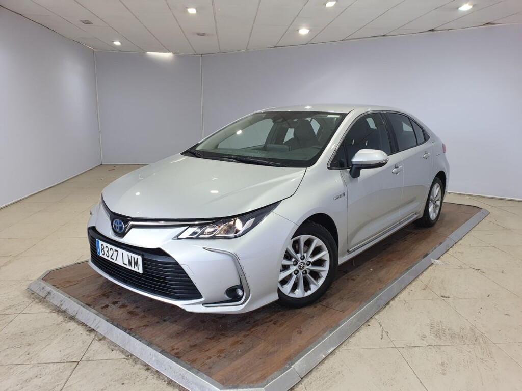 Foto impresión del anuncio Toyota Corolla 1.8 125H ACTIVE TECH E-CVT SEDAN de Ocasión en Madrid