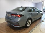 Foto 4 del anuncio Toyota Corolla 1.8 125H ACTIVE TECH E-CVT SEDAN de Ocasión en Madrid