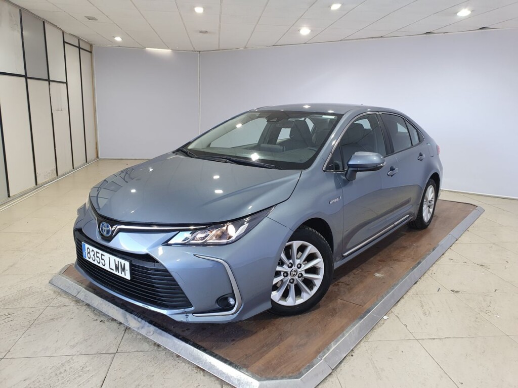 Foto impresión del anuncio Toyota Corolla 1.8 125H ACTIVE TECH E-CVT SEDAN de Ocasión en Madrid