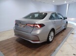Foto 4 del anuncio Toyota Corolla 1.8 125H ACTIVE TECH E-CVT SEDAN de Ocasión en Madrid