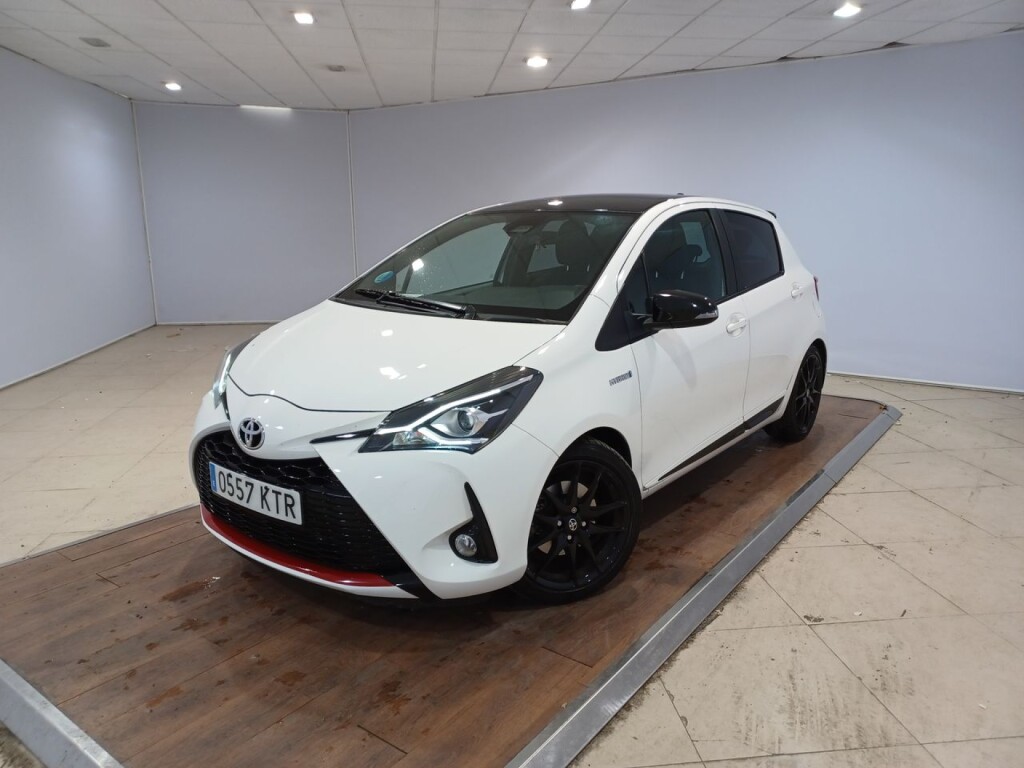 Foto impresión del anuncio Toyota Yaris 1.5 100H GR-SPORT de Ocasión en Madrid