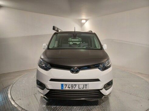 Foto impresión del anuncio Toyota Proace City 1.5D 96kW (130CV) VX L1 de Ocasión en Madrid