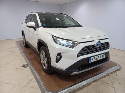 Foto impresión del anuncio Toyota Rav4 2.5l 220H Advance de Ocasión en Madrid
