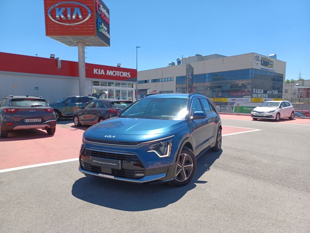 Foto impresión del anuncio Kia Niro 1.6 GDi PHEV 135kW (183CV) Drive de Ocasión en Madrid