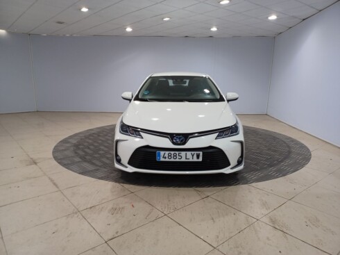 Foto impresión del anuncio Toyota Corolla 1.8 125H ACTIVE TECH E-CVT SEDAN de Ocasión en Madrid