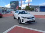 Foto 2 del anuncio Kia Stonic 1.0 T-GDi 74kW (100CV) MHEV iMT Drive de Ocasión en Madrid