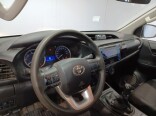 Foto 10 del anuncio Toyota Hi Lux 2.4 150D T/M 6v (4x4) C. GX de Ocasión en Madrid