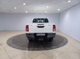 Foto 4 del anuncio Toyota Hi Lux 2.4 150D T/M 6v (4x4) C. GX de Ocasión en Madrid