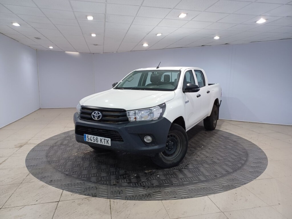 Foto impresión del anuncio Toyota Hi Lux 2.4 150D T/M 6v (4x4) C. GX de Ocasión en Madrid