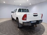 Foto 6 del anuncio Toyota Hi Lux 2.4 150D T/M 6v (4x4) C. GX de Ocasión en Madrid