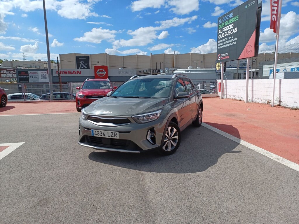 Foto impresión del anuncio Kia Stonic 1.2 DPi 62kW (84CV) Drive de Ocasión en Madrid