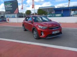 Foto 2 del anuncio Kia Stonic 1.0 T-GDi 74kW (100CV) MHEV iMT Drive de Ocasión en Madrid