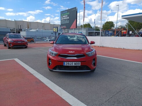 Foto impresión del anuncio Kia Stonic 1.0 T-GDi 74kW (100CV) MHEV iMT Drive de Ocasión en Madrid