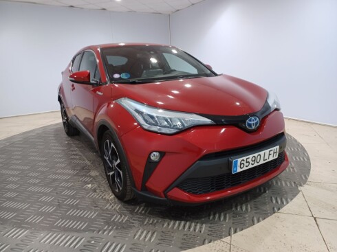 Foto impresión del anuncio Toyota C-HR 1.8 125H Advance de Ocasión en Madrid