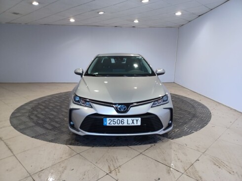 Foto impresión del anuncio Toyota Corolla 1.8 125H ACTIVE TECH E-CVT SEDAN  de Ocasión en Madrid