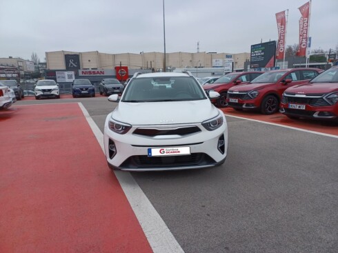 Foto impresión del anuncio Kia Stonic 1.2 DPi 62kW (84CV) Drive  de Ocasión en Madrid