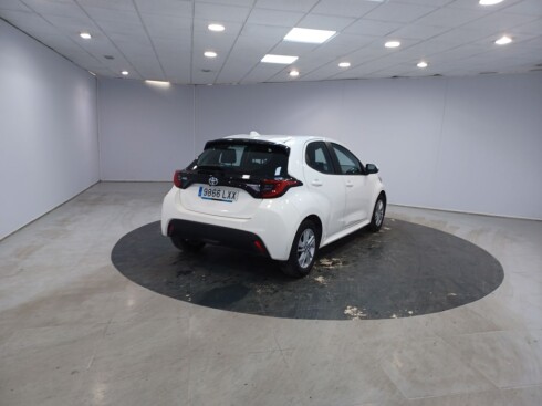 Foto impresión del anuncio Toyota Yaris 1.5 120H Active Tech  de Ocasión en Madrid