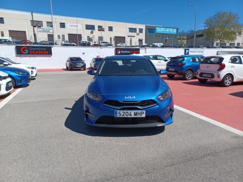 Foto impresión del anuncio Kia Ceed 1.6 MHEV iMT 100kW (136CV) Drive  de Ocasión en Madrid