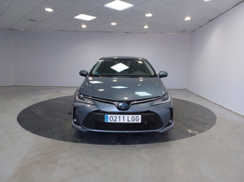Foto impresión del anuncio Toyota Corolla 1.8 125H FEEL! E-CVT SEDAN  de Ocasión en Madrid