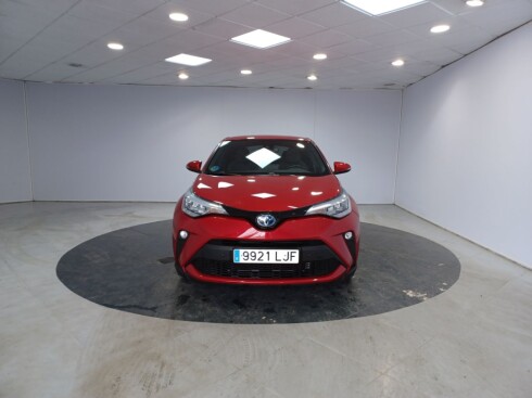 Foto impresión del anuncio Toyota C-HR 2.0 180H Advance  de Ocasión en Madrid