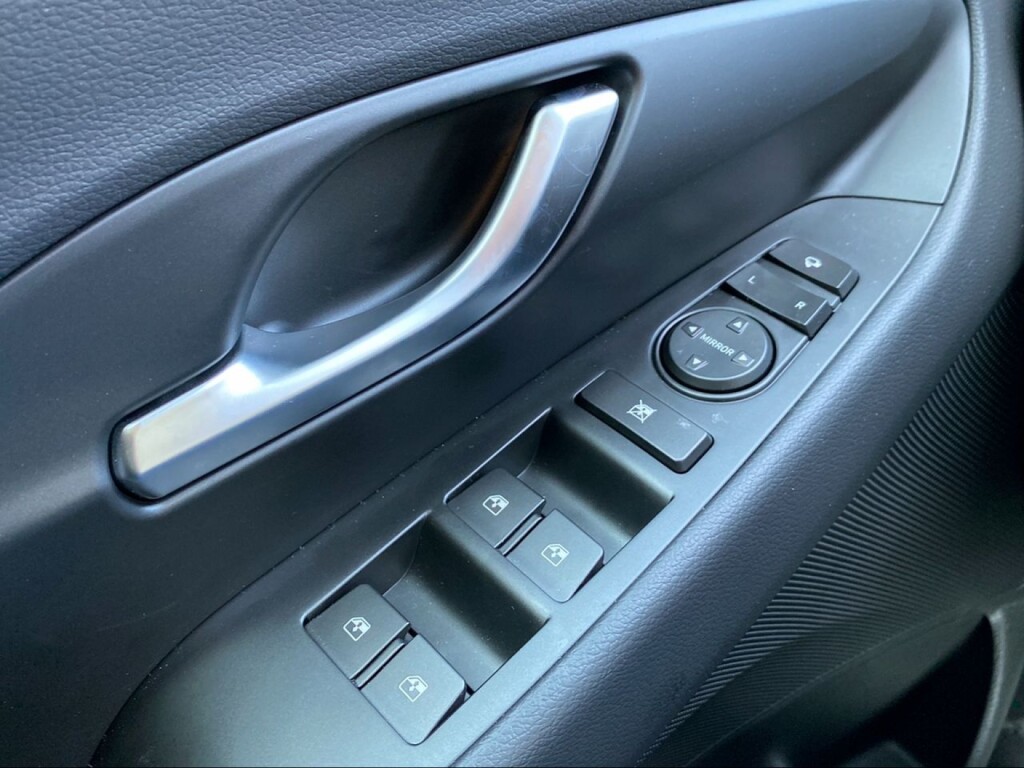 Foto 15 del anuncio Hyundai i30 1.0 TGDI N Line SE  de Ocasión en Madrid