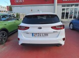 Foto 3 del anuncio Kia Ceed 1.6 MHEV iMT 100kW (136CV) Tech  de Ocasión en Madrid