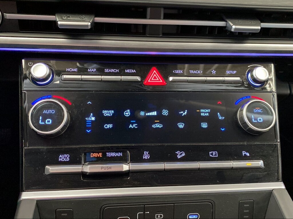 Foto 17 del anuncio Hyundai Santa Fe PHEV 1.6T 253CV 4X4 AT Style  de Ocasión en Madrid