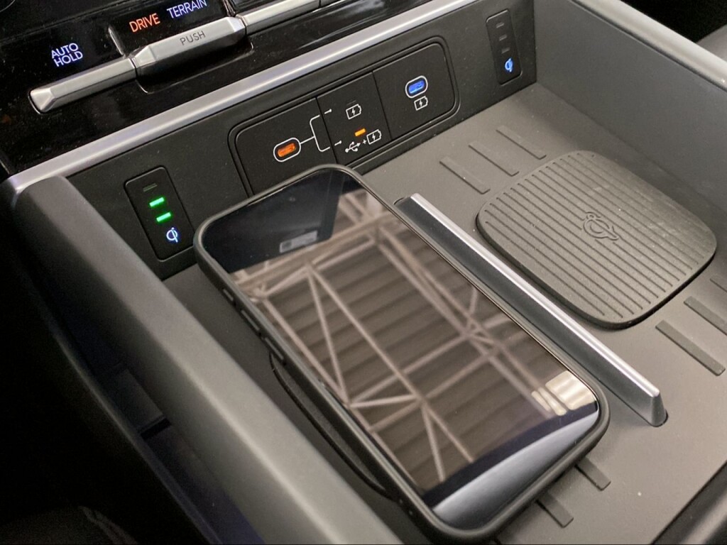 Foto 23 del anuncio Hyundai Santa Fe PHEV 1.6T 253CV 4X4 AT Style  de Ocasión en Madrid