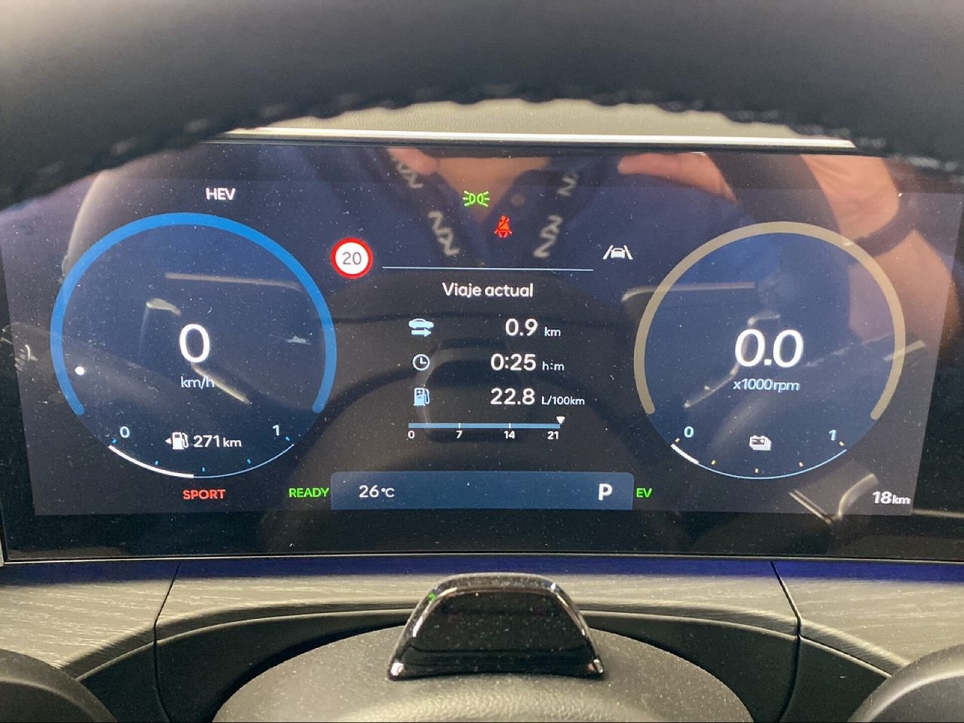 Foto 12 del anuncio Hyundai Santa Fe PHEV 1.6T 253CV 4X4 AT Style  de Ocasión en Madrid