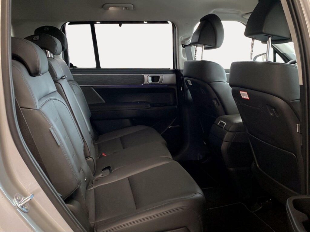 Foto 9 del anuncio Hyundai Santa Fe PHEV 1.6T 253CV 4X4 AT Style  de Ocasión en Madrid