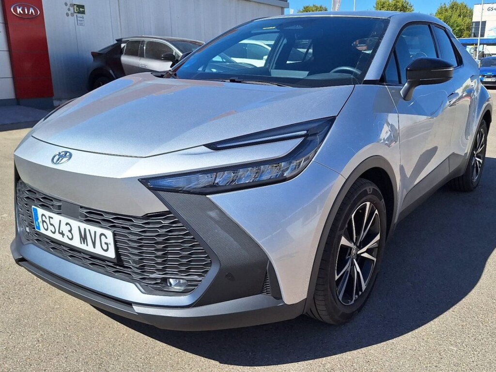 Foto impresión del anuncio Toyota C-HR 2.0 220PH Advance  de Ocasión en Madrid