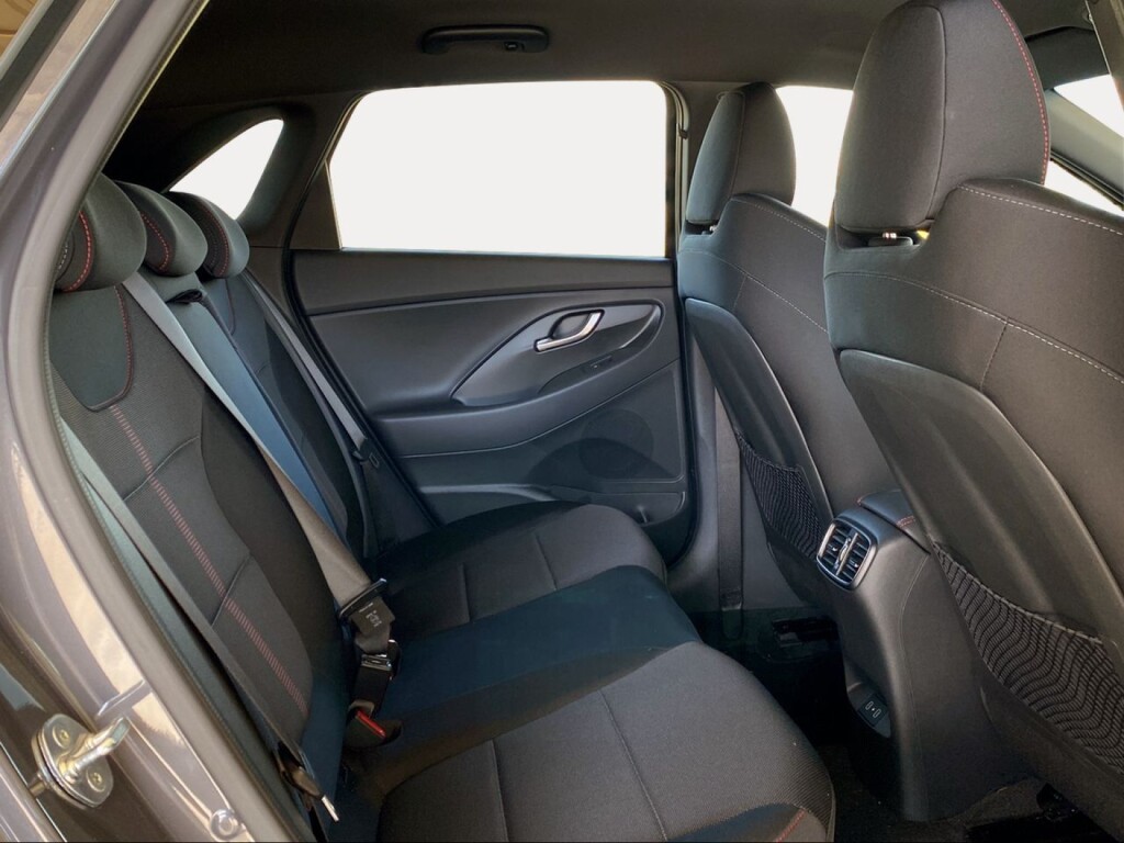 Foto 9 del anuncio Hyundai i30 1.0 TGDI N Line SE  de Ocasión en Madrid