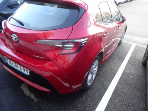 Foto impresión del anuncio Toyota Corolla 1.8 125H ACTIVE TECH E-CVT  de Ocasión en Madrid