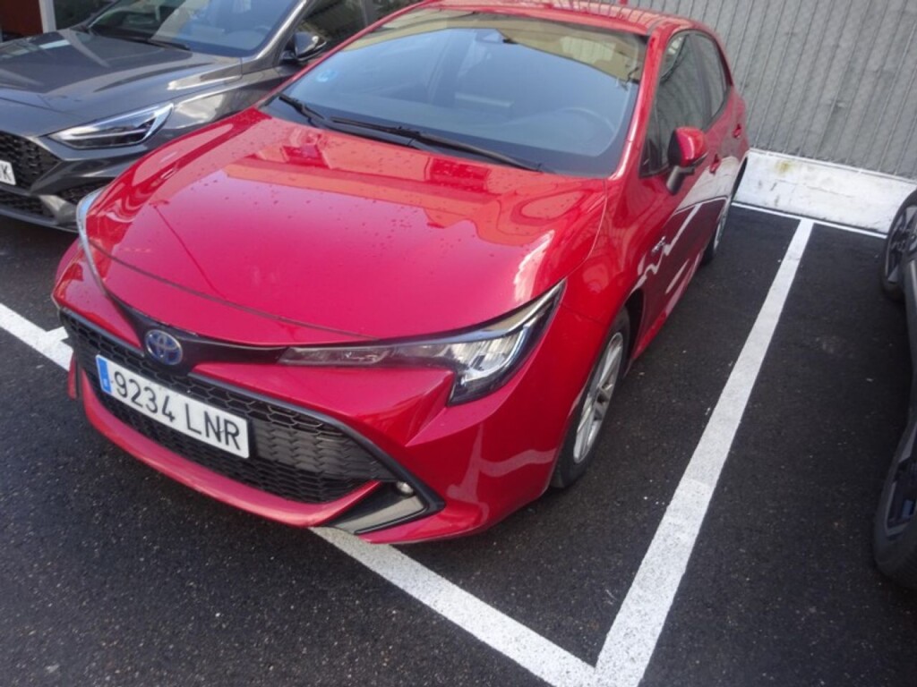 Foto impresión del anuncio Toyota Corolla 1.8 125H ACTIVE TECH E-CVT  de Ocasión en Madrid