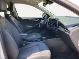Foto 7 del anuncio Kia Niro 1.6 GDi HEV 95kW (129CV) Drive  de Ocasión en Madrid