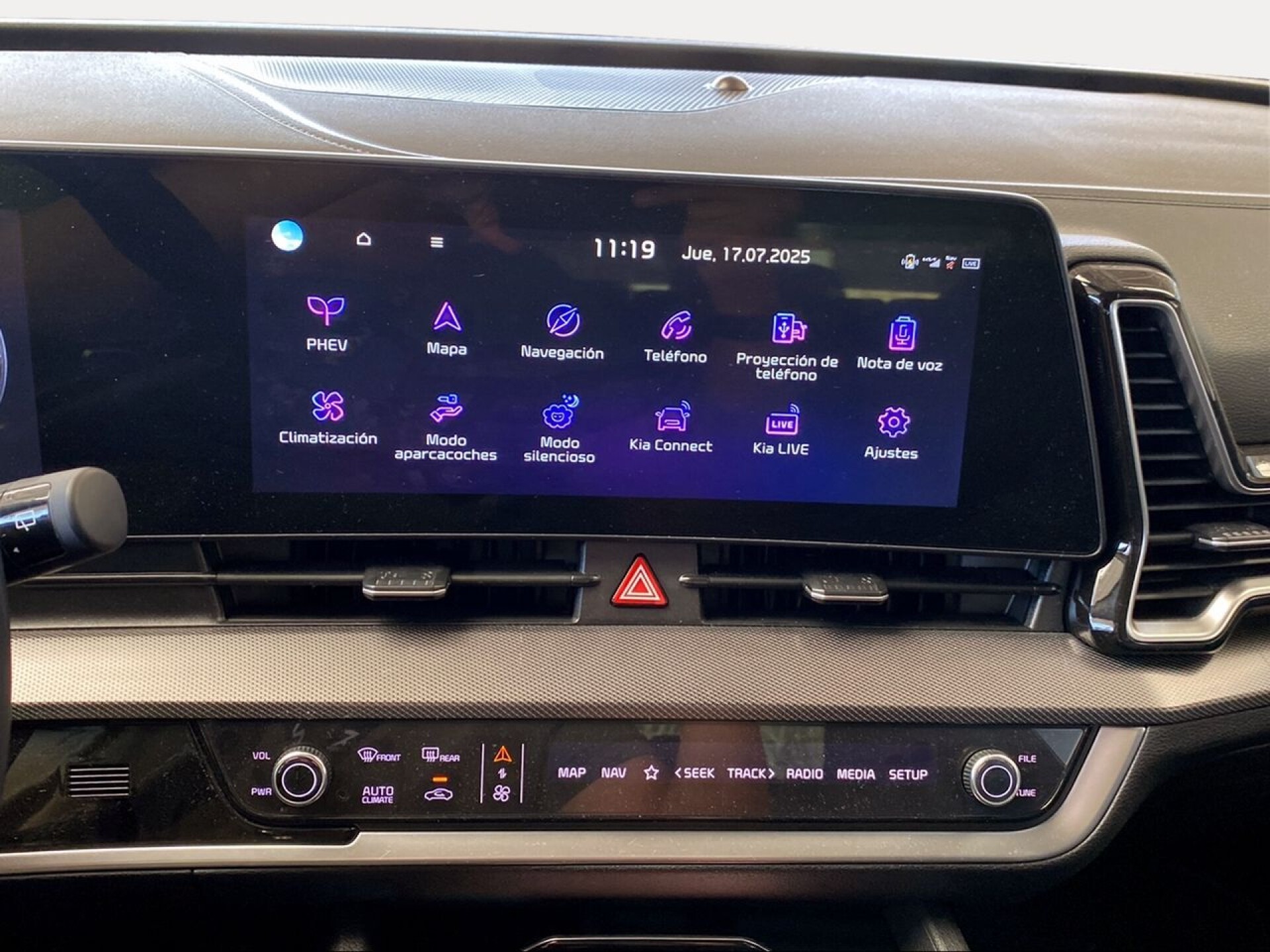 Foto 13 del anuncio Kia Sportage 1.6 T-GDi PHEV 198kW (265CV) Tech 4x4  de Ocasión en Madrid