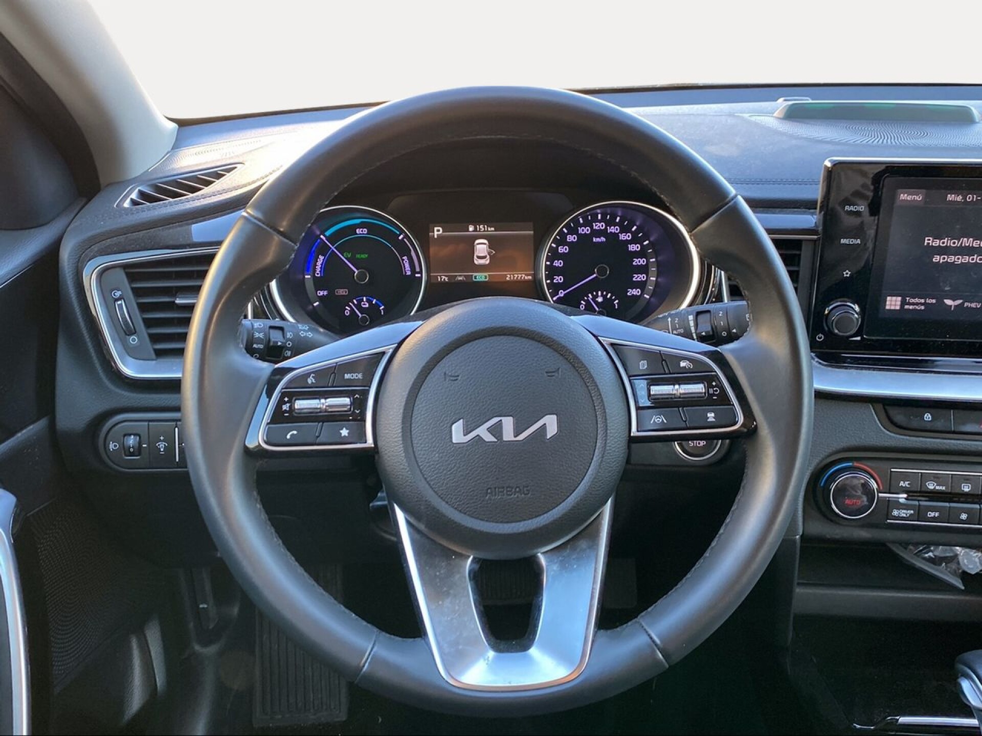 Foto 11 del anuncio Kia XCeed 1.6 GDi PHEV 104kW (141CV) eDrive  de Ocasión en Madrid