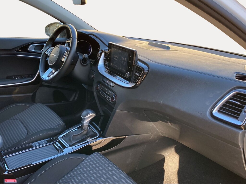 Foto 8 del anuncio Kia XCeed 1.6 GDi PHEV 104kW (141CV) eDrive  de Ocasión en Madrid