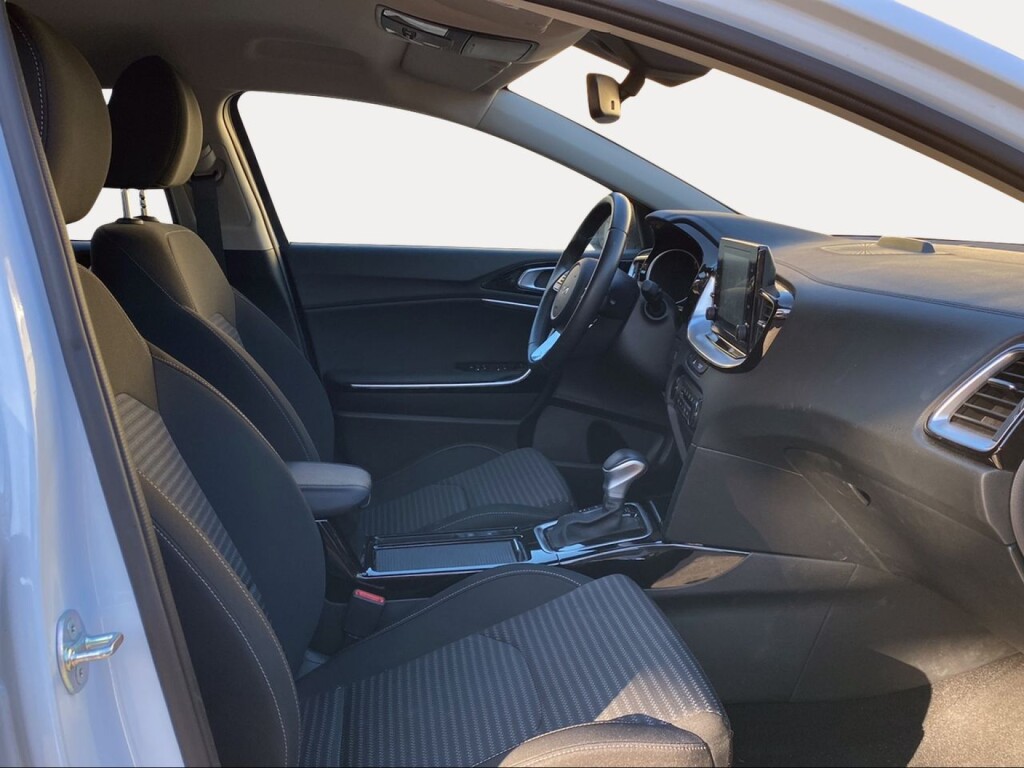 Foto 7 del anuncio Kia XCeed 1.6 GDi PHEV 104kW (141CV) eDrive  de Ocasión en Madrid