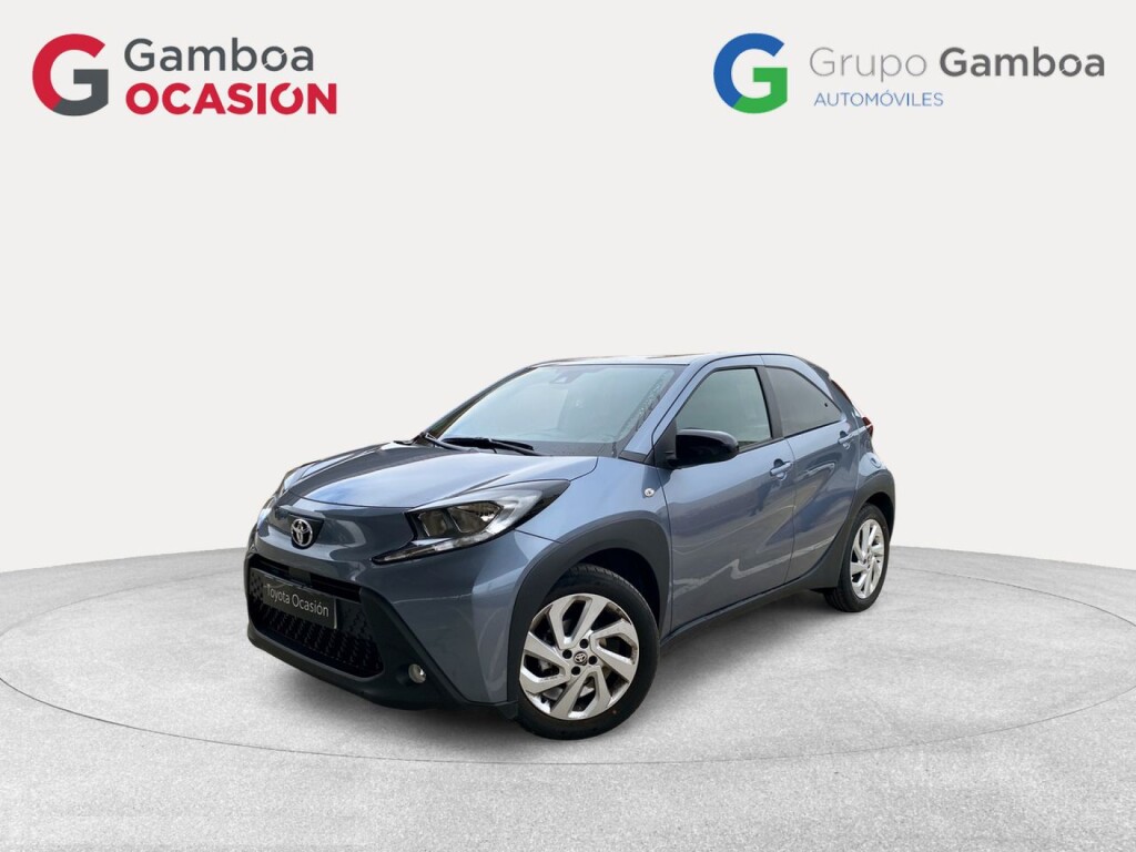 Foto impresión del anuncio Toyota Aygo X Cross 1.0 VVT-I 72CV Play  de Ocasión en Madrid