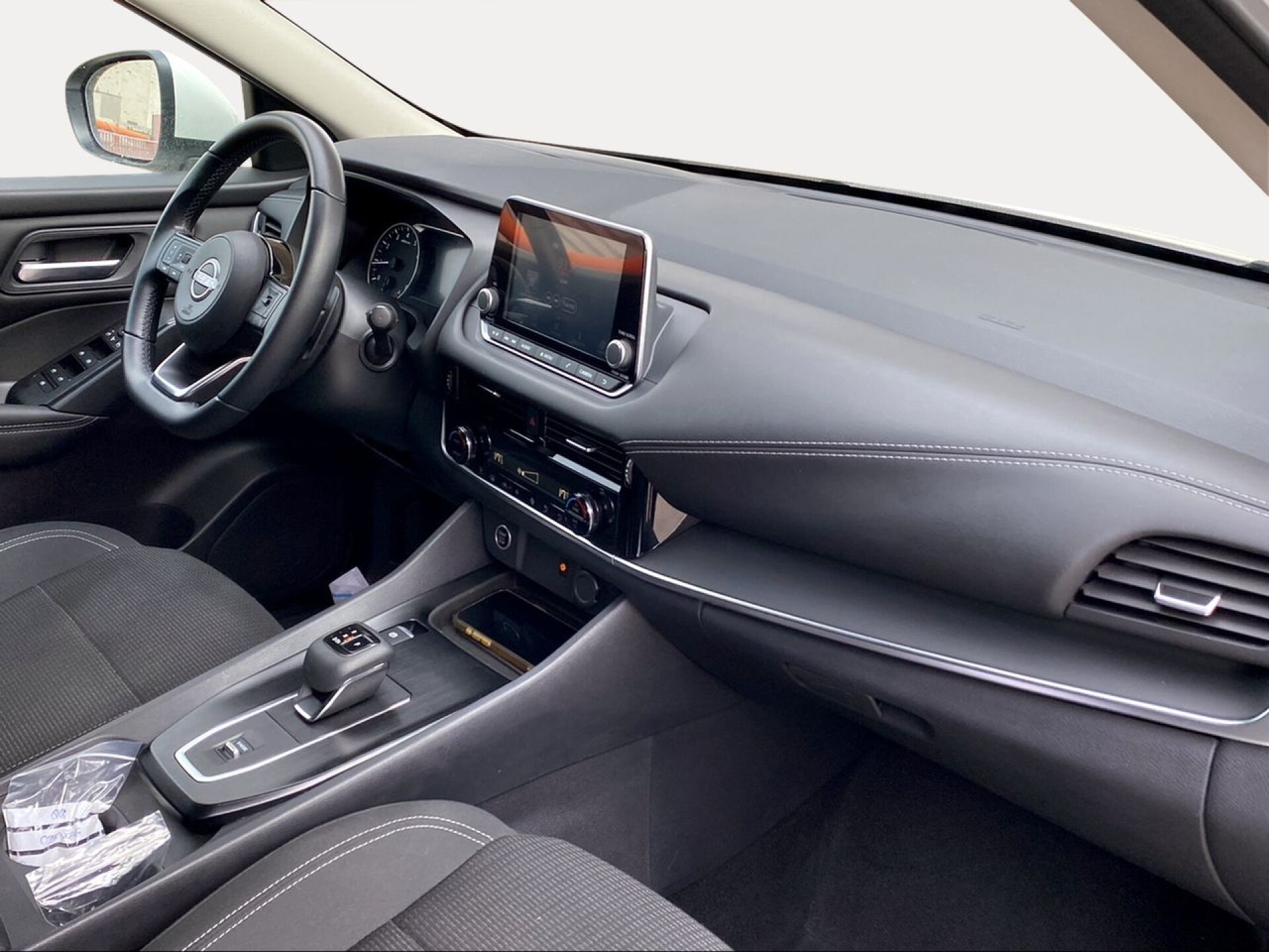 Foto 8 del anuncio Nissan Qashqai DIG-T 116kW (158CV) mHEV Xtronic Acenta  de Ocasión en Madrid