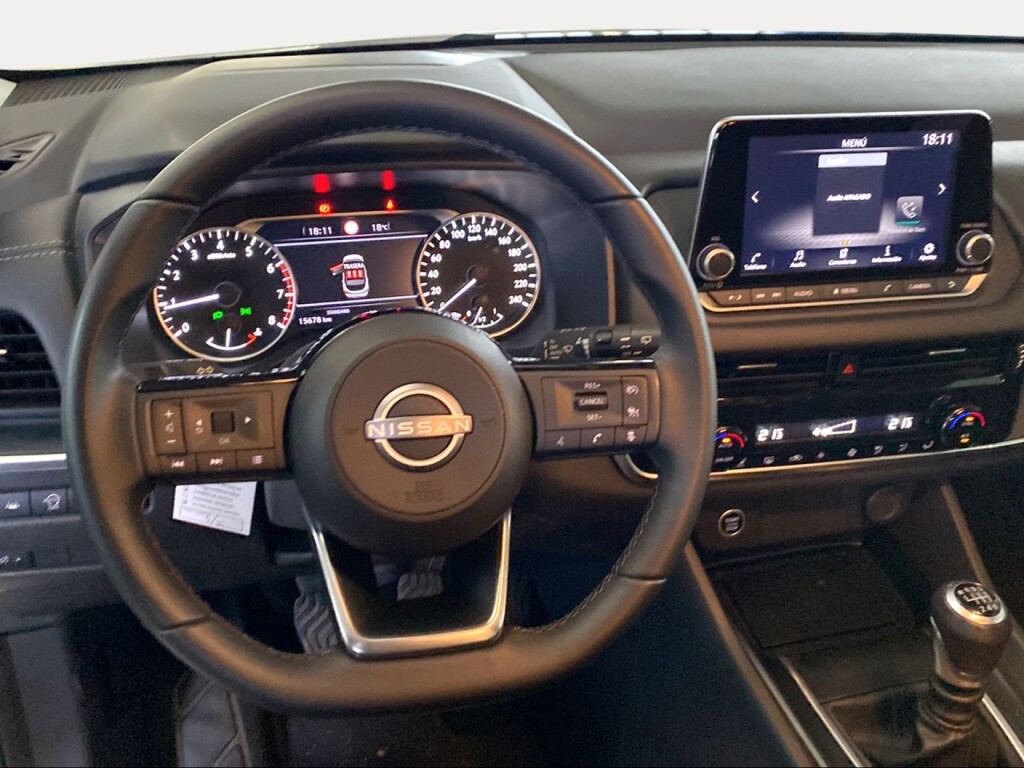 Foto 11 del anuncio Nissan Qashqai DIG-T 103kW (140CV) mHEV 4x2 Acenta  de Ocasión en Madrid