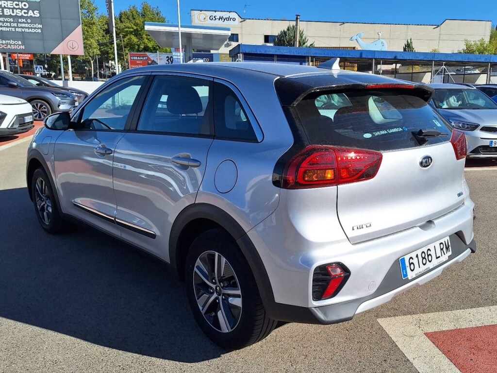 Foto 7 del anuncio Kia Niro 1.6 GDi PHEV 104kW (141CV) Concept  de Ocasión en Madrid
