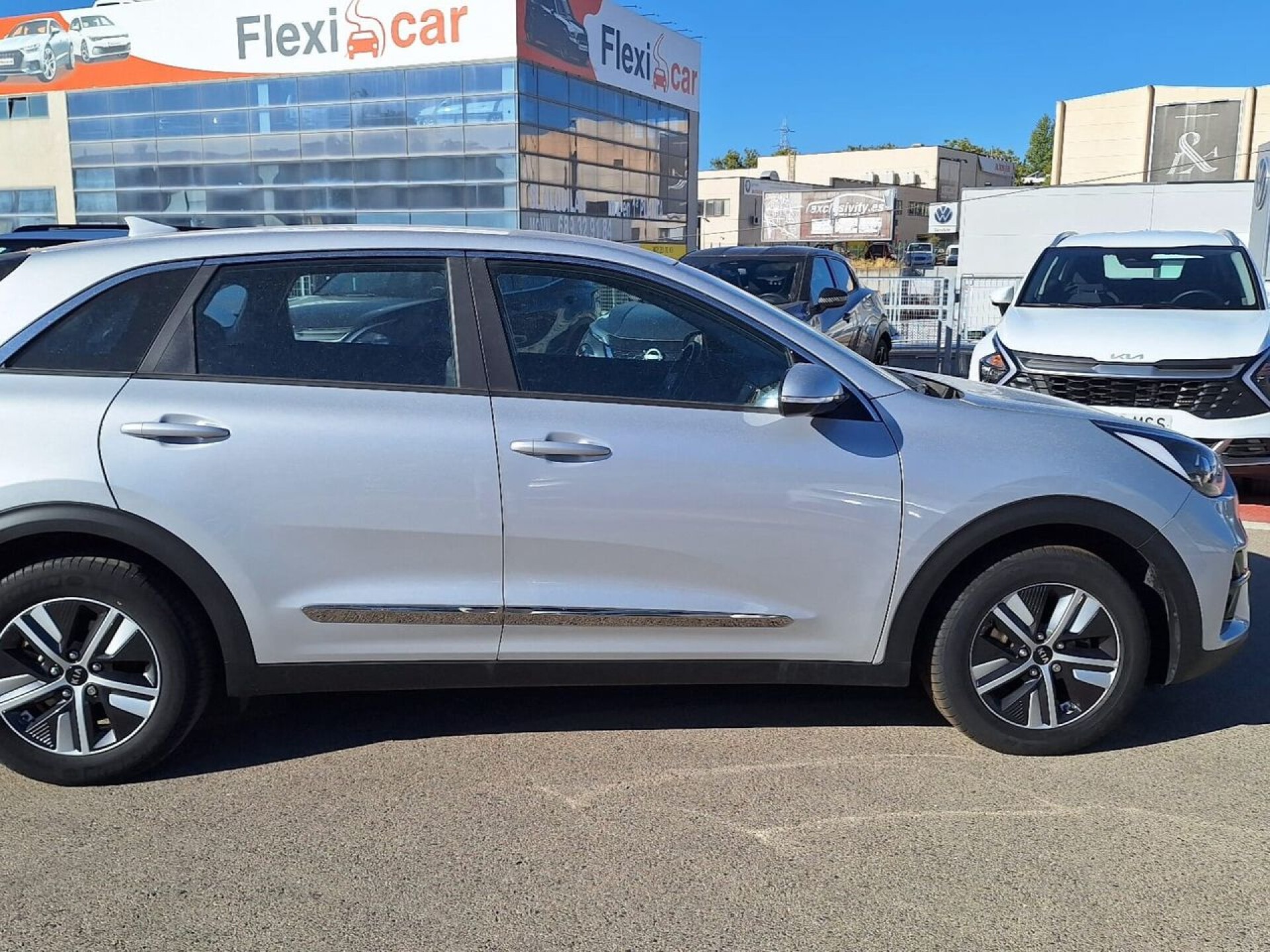 Foto 3 del anuncio Kia Niro 1.6 GDi PHEV 104kW (141CV) Concept  de Ocasión en Madrid